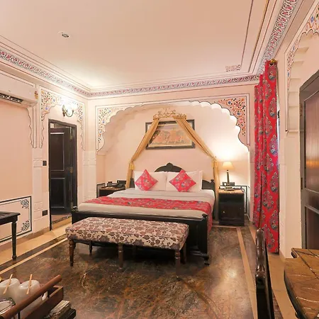 Welcomheritage Traditional Haveli-2